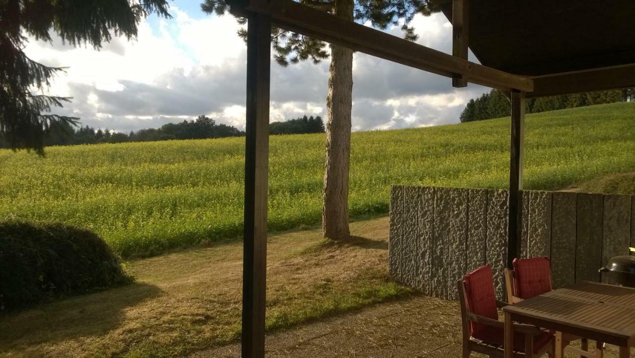 Blick In Die Suedeifel Biersdorf Eksteriør bilde